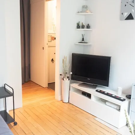 Beautiful Charming And Bright Apt 5 Min From Paris Διαμέρισμα *